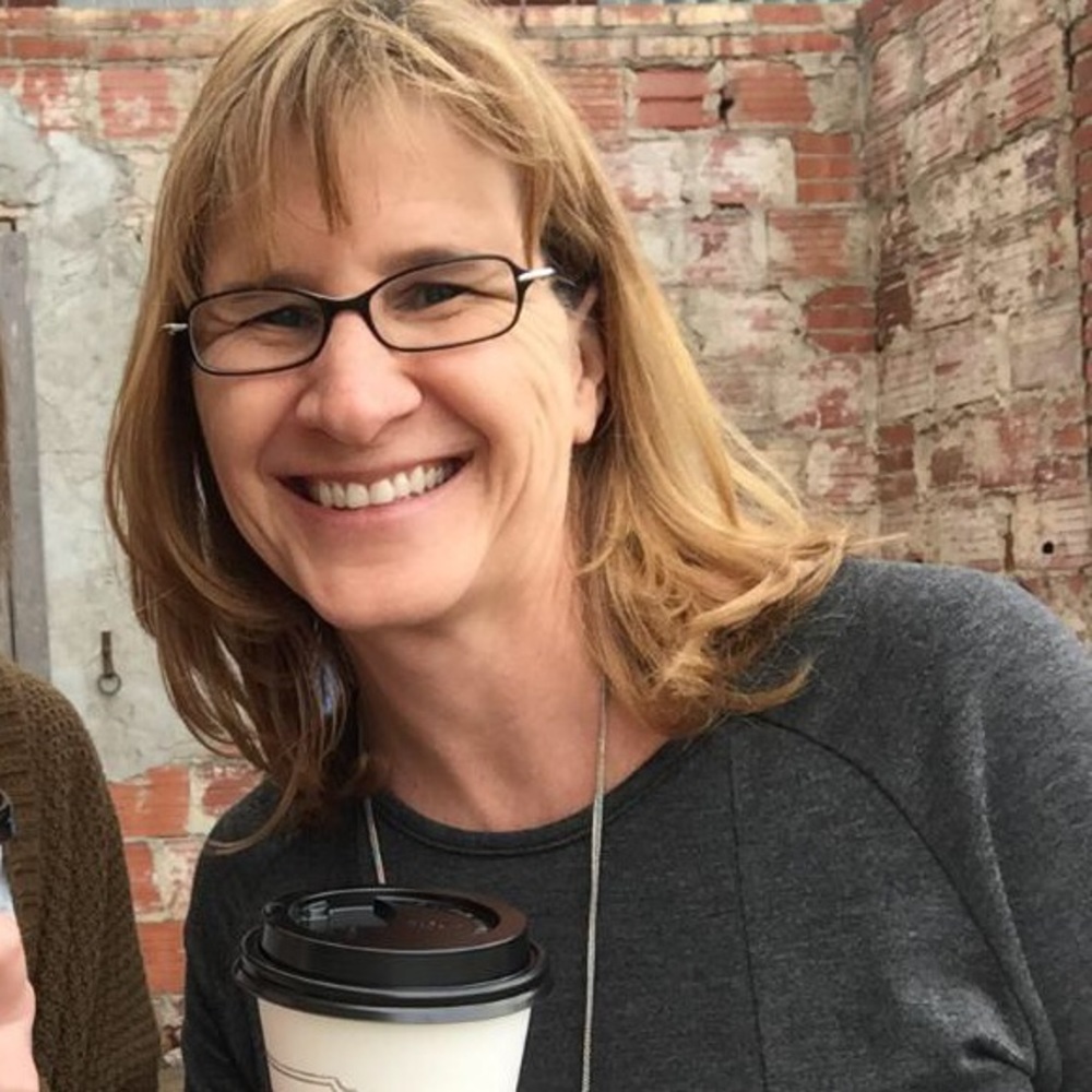 Meet your Posher, Lea